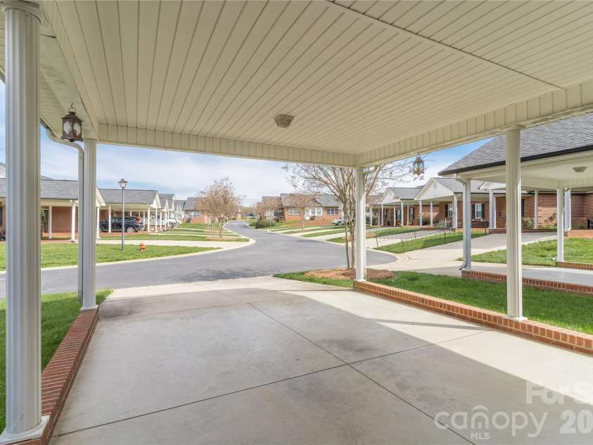 3846 Azalea Trail, Denver, NC 28037.  MLS# CAR4354328, YatesRealty ID 4989. 