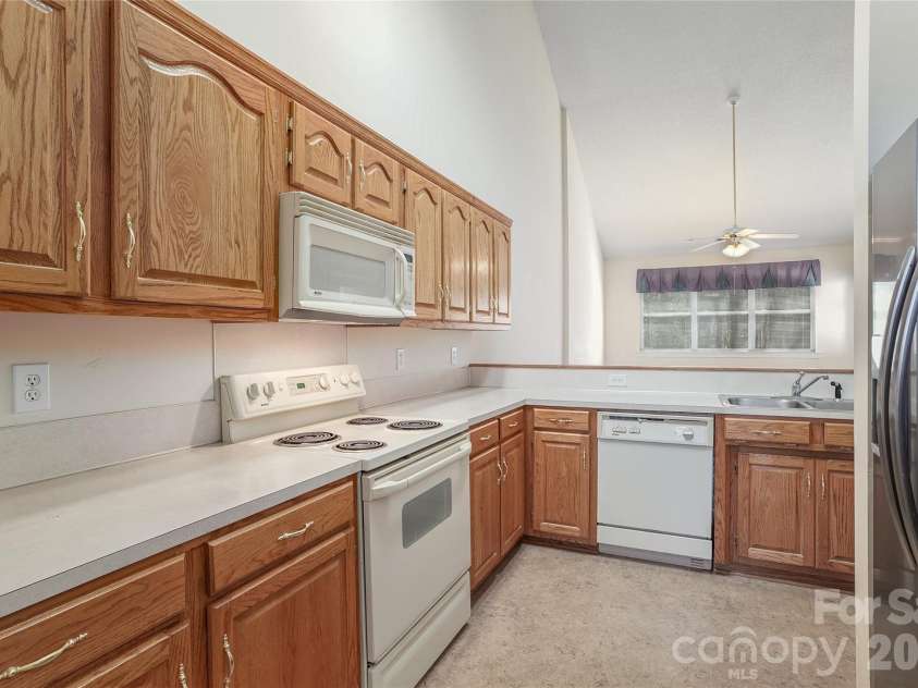 3846 Azalea Trail, Denver, NC 28037.  MLS# CAR4354328, YatesRealty ID 4989. 