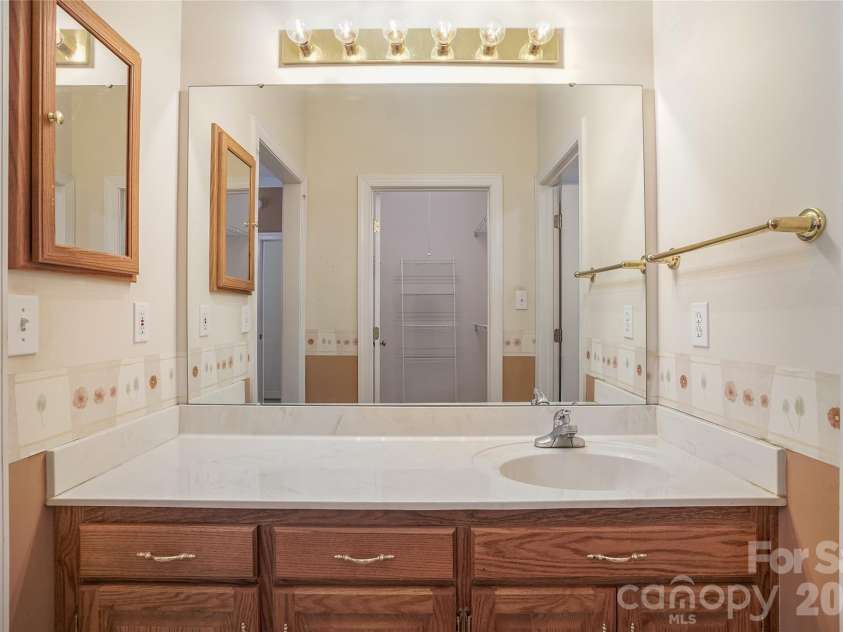 3846 Azalea Trail, Denver, NC 28037.  MLS# CAR4354328, YatesRealty ID 4989. 