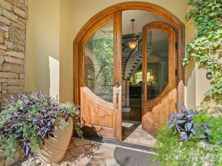 598 Old Toll Road, Asheville, NC 28804.  MLS# CAR4423120, YatesRealty ID 49890. Front Entrance