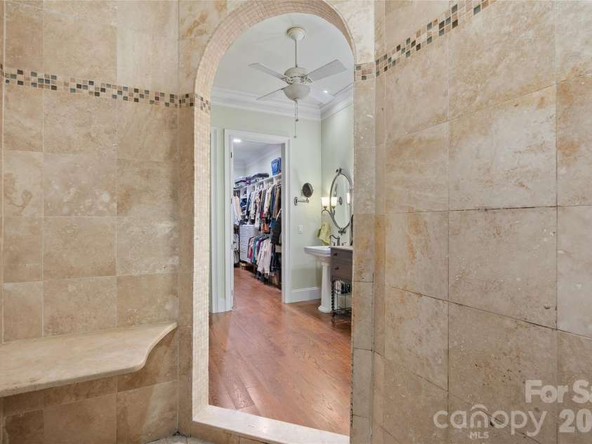 598 Old Toll Road, Asheville, NC 28804.  MLS# CAR4423120, YatesRealty ID 49890. Primary Shower