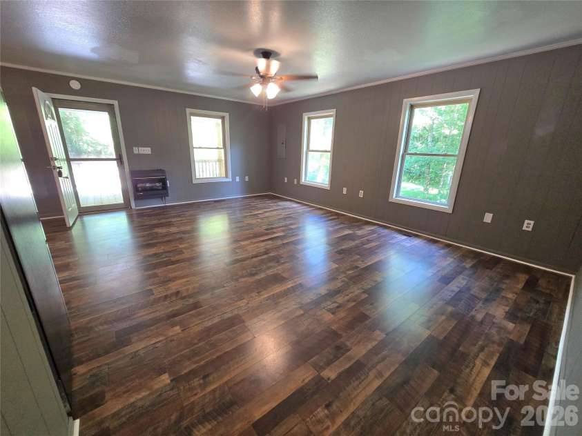 141 Silver Fox Drive, Cullowhee, NC 28723.  MLS# CAR4422320, YatesRealty ID 49891. 