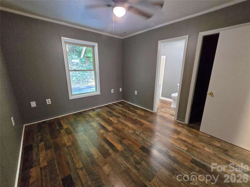141 Silver Fox Drive, Cullowhee, NC 28723.  MLS# CAR4422320, YatesRealty ID 49891. 