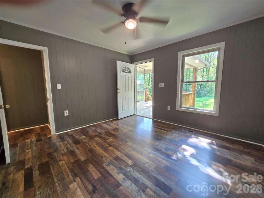 141 Silver Fox Drive, Cullowhee, NC 28723.  MLS# CAR4422320, YatesRealty ID 49891. 