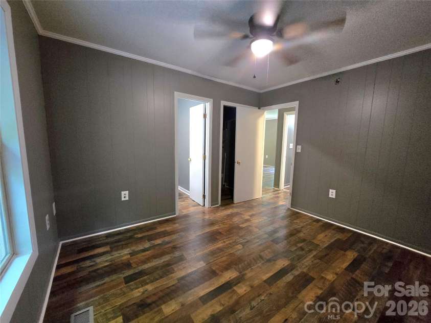 141 Silver Fox Drive, Cullowhee, NC 28723.  MLS# CAR4422320, YatesRealty ID 49891. 