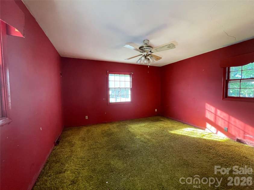 400 Shaver Street, Salisbury, NC 28144.  MLS# CAR4421212, YatesRealty ID 49893. 