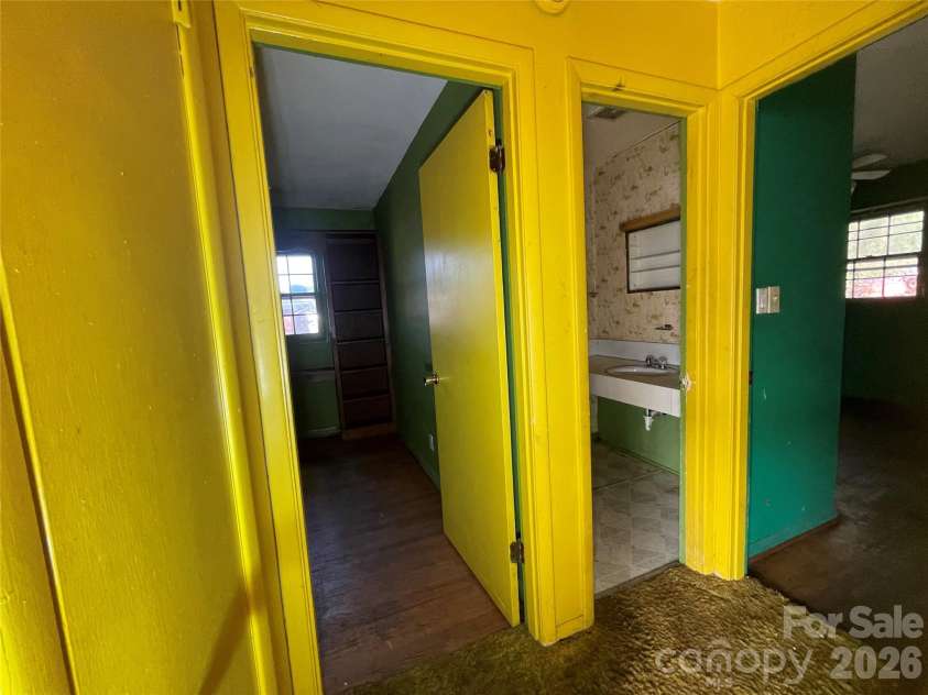 400 Shaver Street, Salisbury, NC 28144.  MLS# CAR4421212, YatesRealty ID 49893. 