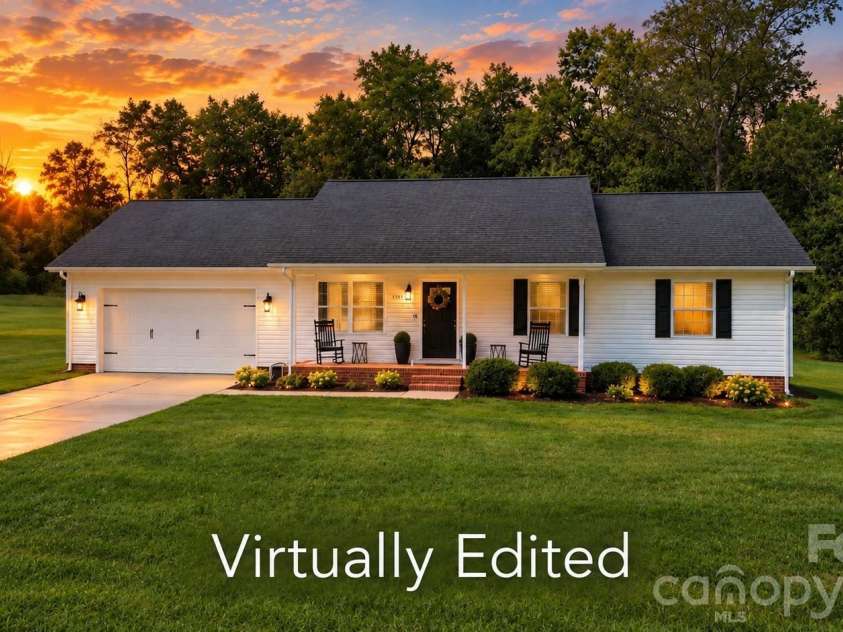 1545 Hamlet Street, Lincolnton, NC 28092.  MLS# CAR4423216, YatesRealty ID 49894. 