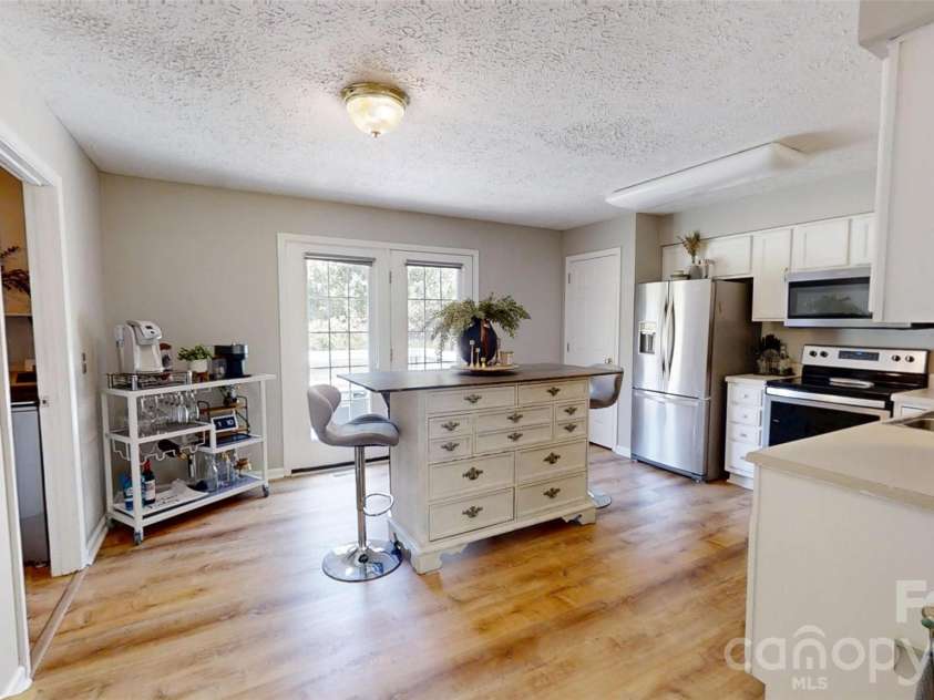 1545 Hamlet Street, Lincolnton, NC 28092.  MLS# CAR4423216, YatesRealty ID 49894. 