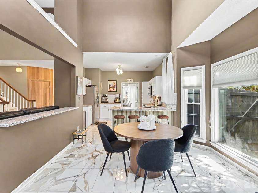 3907 Yorkford Drive, Charlotte, NC 28269.  MLS# CAR4421220, YatesRealty ID 49897. 