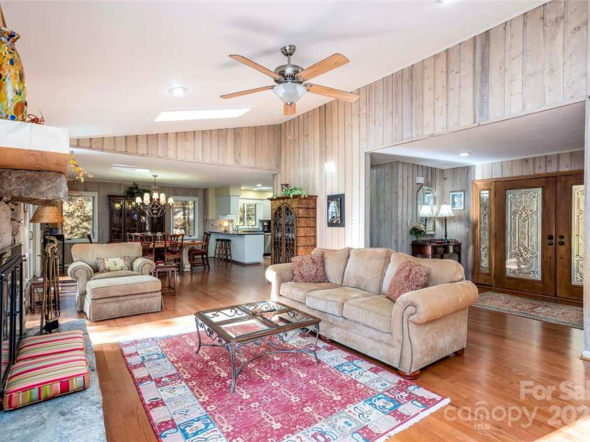 572 East Shore Drive, Lake Toxaway, NC 28747.  MLS# CAR4320396, YatesRealty ID 499. 