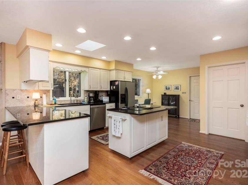 572 East Shore Drive, Lake Toxaway, NC 28747.  MLS# CAR4320396, YatesRealty ID 499. 
