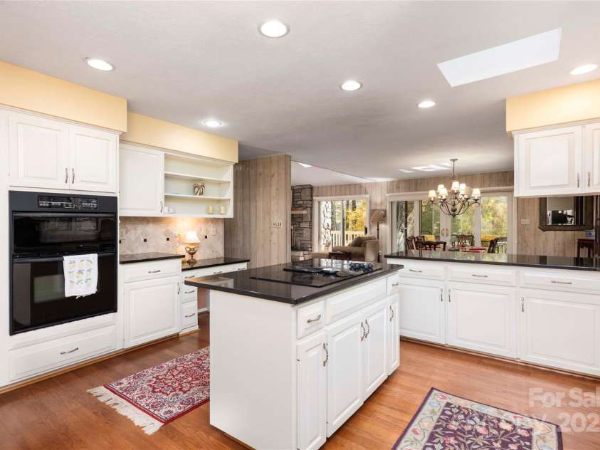 572 East Shore Drive, Lake Toxaway, NC 28747.  MLS# CAR4320396, YatesRealty ID 499. 