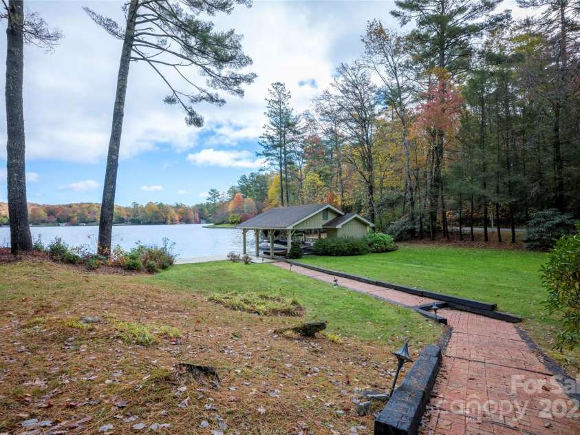 572 East Shore Drive, Lake Toxaway, NC 28747.  MLS# CAR4320396, YatesRealty ID 499. 