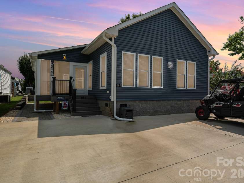 163 Cardinal Drive, New London, NC 28127.  MLS# CAR4358031, YatesRealty ID 4990. 