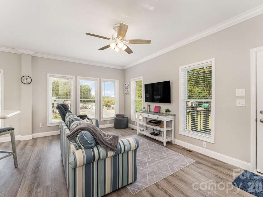 163 Cardinal Drive, New London, NC 28127.  MLS# CAR4358031, YatesRealty ID 4990. 