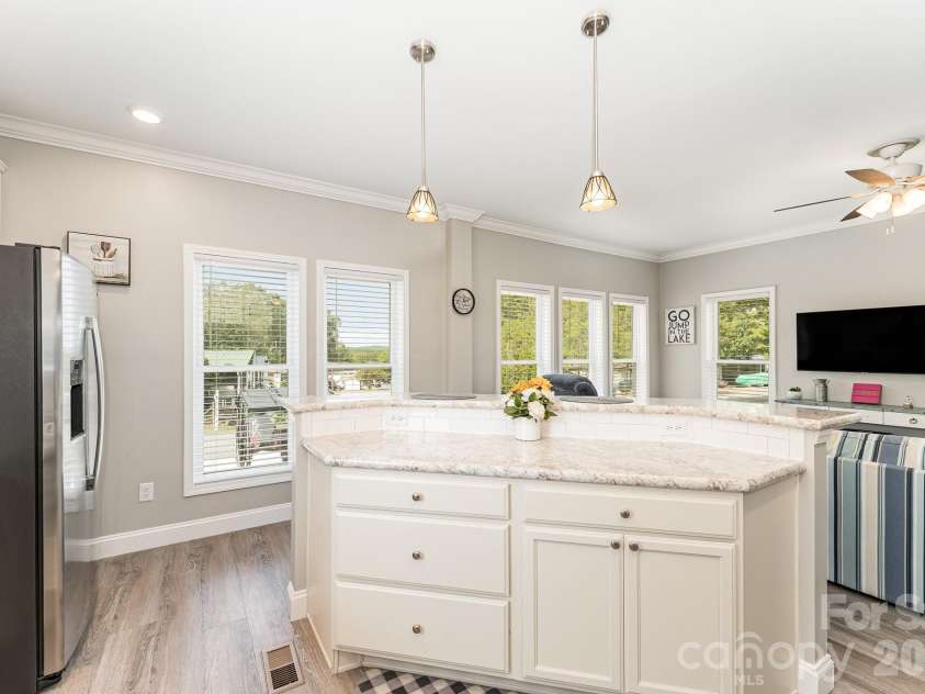 163 Cardinal Drive, New London, NC 28127.  MLS# CAR4358031, YatesRealty ID 4990. 