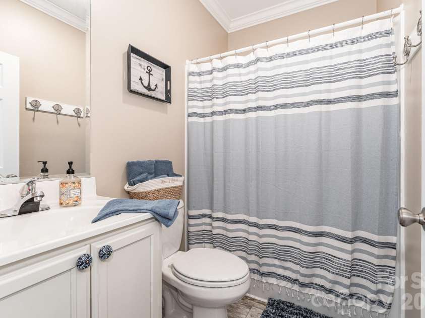 163 Cardinal Drive, New London, NC 28127.  MLS# CAR4358031, YatesRealty ID 4990. 