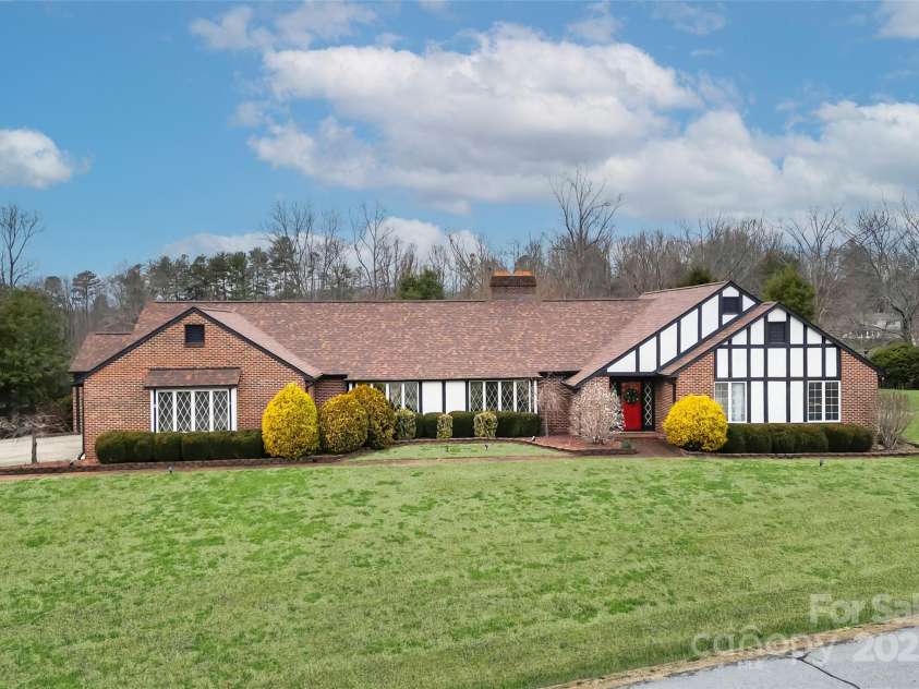 2126 Cedar Rock Estates Drive, Lenoir, NC 28645.  MLS# CAR4228746, YatesRealty ID 4990. 