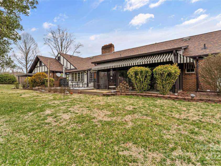 2126 Cedar Rock Estates Drive, Lenoir, NC 28645.  MLS# CAR4228746, YatesRealty ID 4990. 