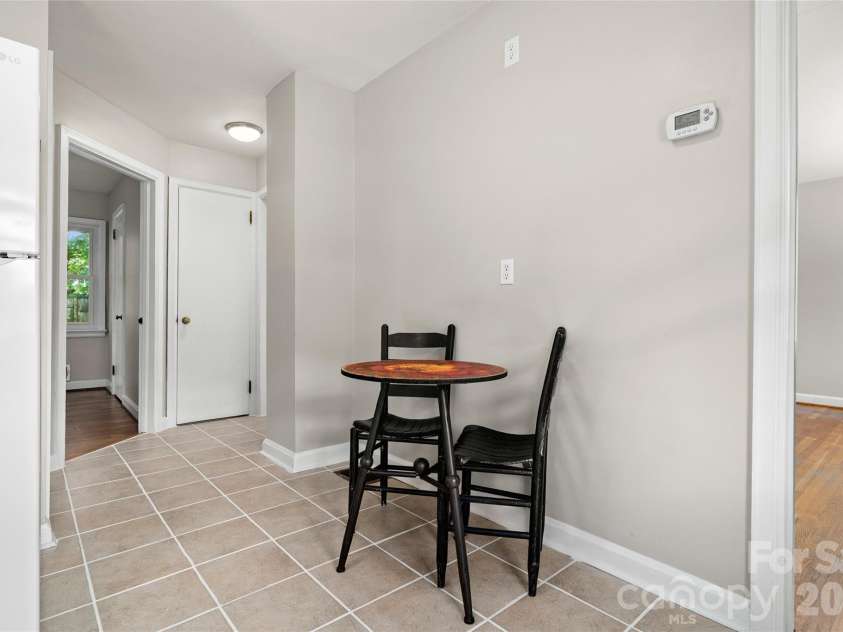 13 Browndale Road, Asheville, NC 28805.  MLS# CAR4382752, YatesRealty ID 49900. Dining in Kitchen
