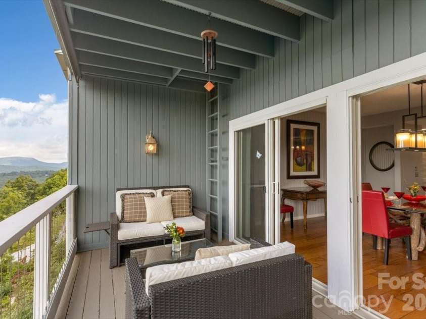 104 VZ Top Road, Highlands, NC 28741.  MLS# CAR4423151, YatesRealty ID 49901. 