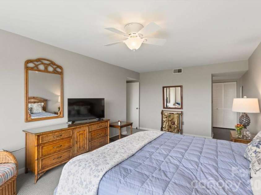 104 VZ Top Road, Highlands, NC 28741.  MLS# CAR4423151, YatesRealty ID 49901. 