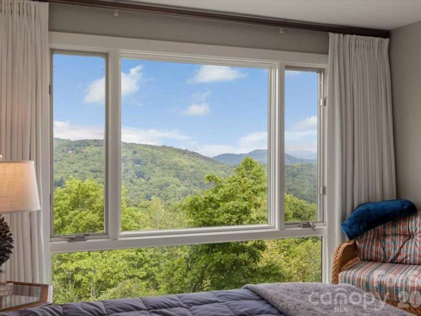 104 VZ Top Road, Highlands, NC 28741.  MLS# CAR4423151, YatesRealty ID 49901. 