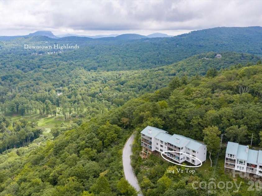 104 VZ Top Road, Highlands, NC 28741.  MLS# CAR4423151, YatesRealty ID 49901. 