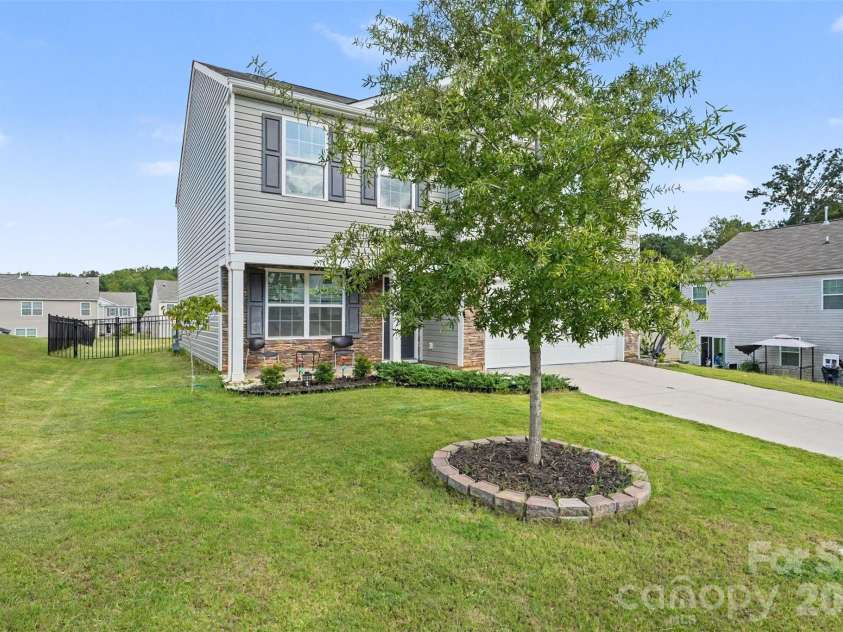 404 Berrybeth Circle, China Grove, NC 28023.  MLS# CAR4421113, YatesRealty ID 49902. 
