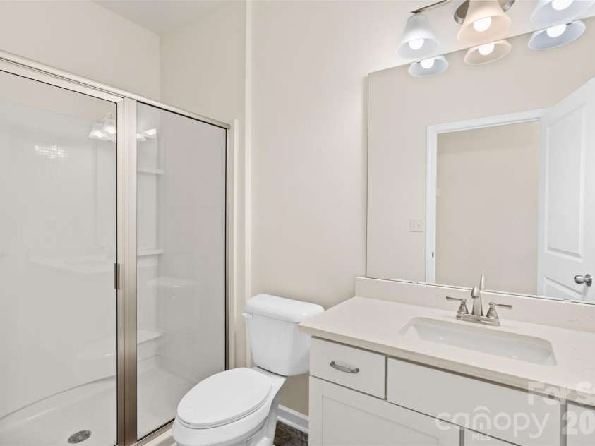 6043 Gala Lane, Charlotte, NC 28215.  MLS# CAR4423297, YatesRealty ID 49903. 