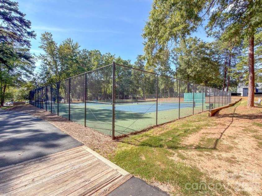327 Northwest Drive, Davidson, NC 28036.  MLS# CAR4423032, YatesRealty ID 49906. Tennis
