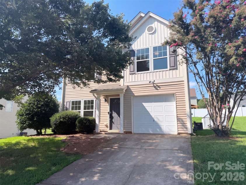 164 Altondale Drive, Statesville, NC 28625.  MLS# CAR4421186, YatesRealty ID 49907. 