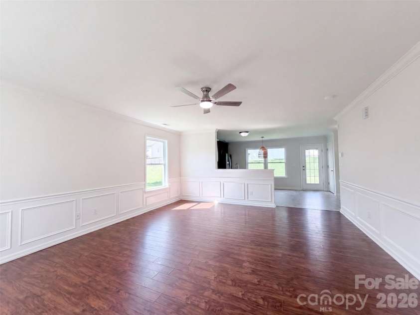 164 Altondale Drive, Statesville, NC 28625.  MLS# CAR4421186, YatesRealty ID 49907. 