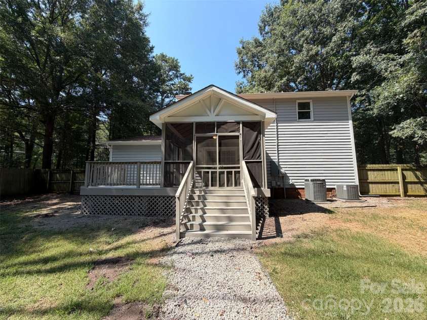 4614 Hickory Grove Road, Mount Holly, NC 28120.  MLS# CAR4420125, YatesRealty ID 49908. 
