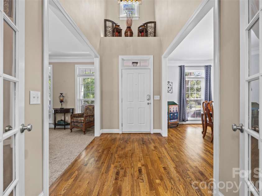 1063 Hunters Run Drive, Tega Cay, SC 29708.  MLS# CAR4419643, YatesRealty ID 49913. 
