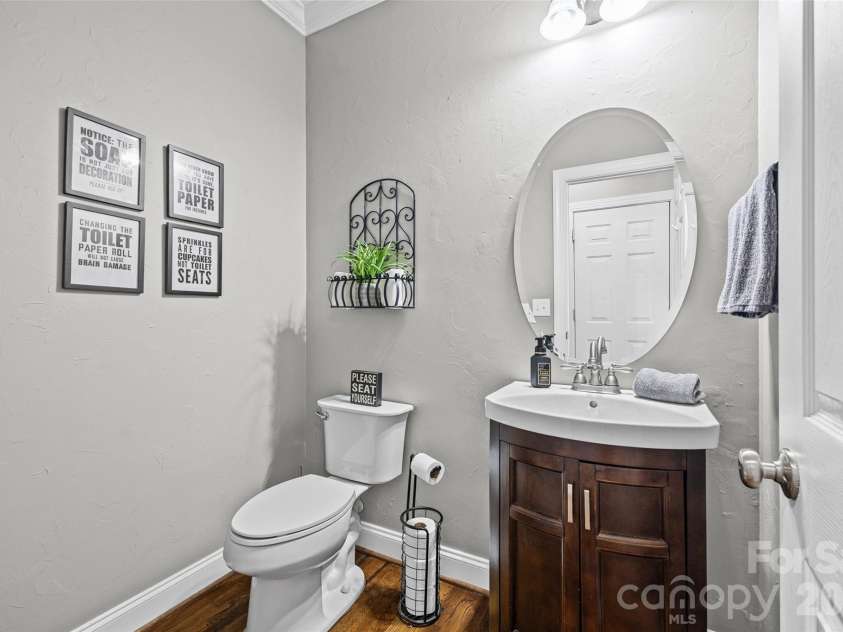 1063 Hunters Run Drive, Tega Cay, SC 29708.  MLS# CAR4419643, YatesRealty ID 49913. 