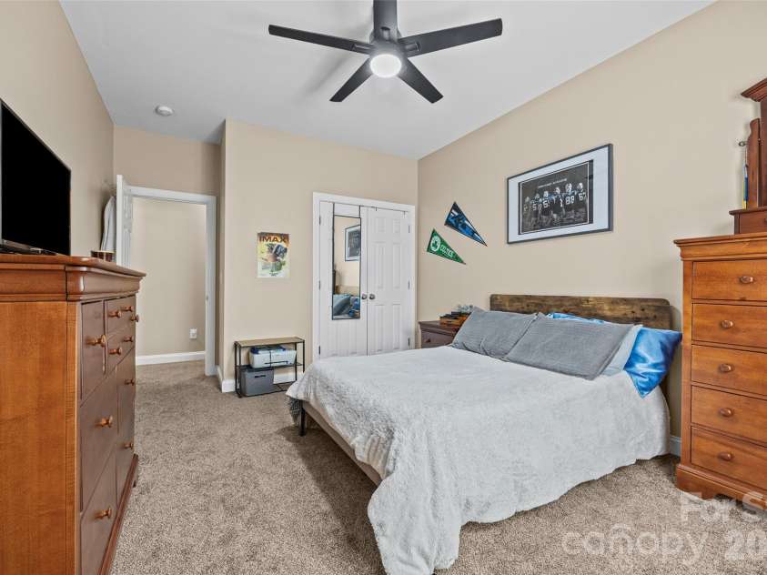 1063 Hunters Run Drive, Tega Cay, SC 29708.  MLS# CAR4419643, YatesRealty ID 49913. 