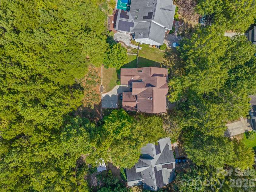 1063 Hunters Run Drive, Tega Cay, SC 29708.  MLS# CAR4419643, YatesRealty ID 49913. 