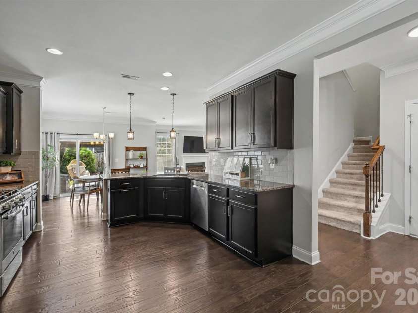 8719 Hallowford Drive, Huntersville, NC 28078.  MLS# CAR4418690, YatesRealty ID 49914. 