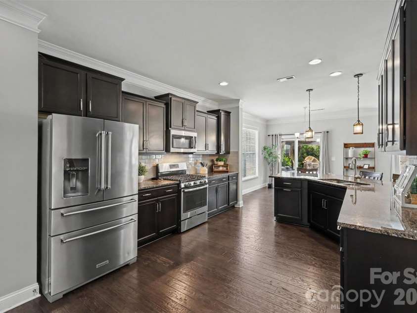 8719 Hallowford Drive, Huntersville, NC 28078.  MLS# CAR4418690, YatesRealty ID 49914. 