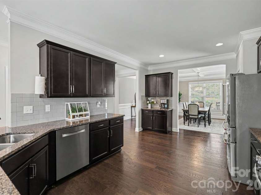 8719 Hallowford Drive, Huntersville, NC 28078.  MLS# CAR4418690, YatesRealty ID 49914. 