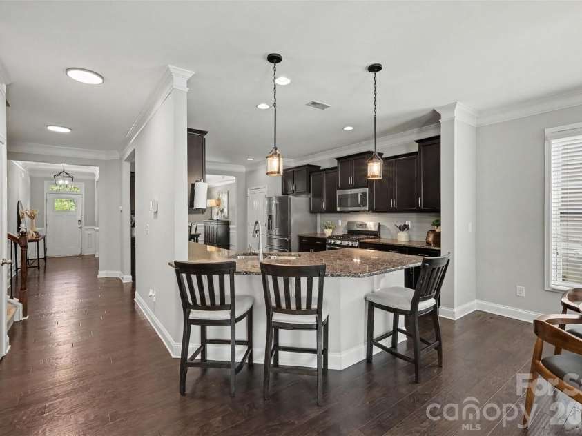 8719 Hallowford Drive, Huntersville, NC 28078.  MLS# CAR4418690, YatesRealty ID 49914. 