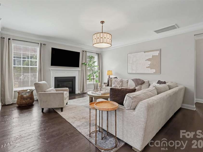 8719 Hallowford Drive, Huntersville, NC 28078.  MLS# CAR4418690, YatesRealty ID 49914. 