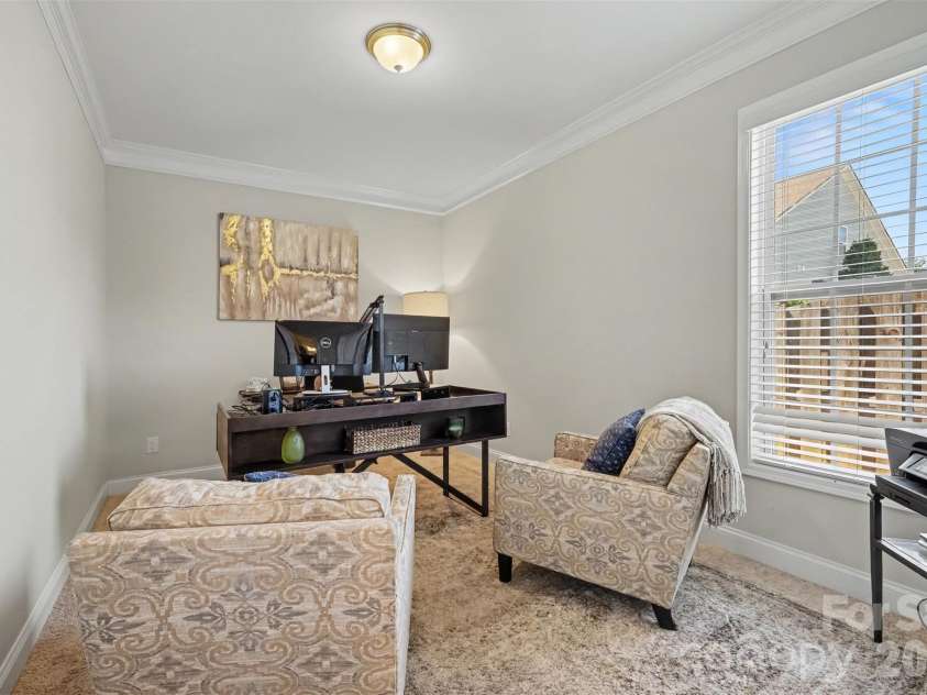 8719 Hallowford Drive, Huntersville, NC 28078.  MLS# CAR4418690, YatesRealty ID 49914. 