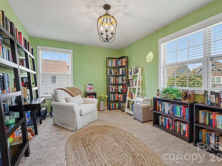 8719 Hallowford Drive, Huntersville, NC 28078.  MLS# CAR4418690, YatesRealty ID 49914. 