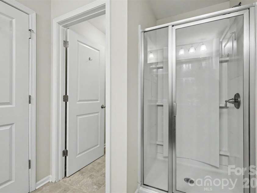 8719 Hallowford Drive, Huntersville, NC 28078.  MLS# CAR4418690, YatesRealty ID 49914. 