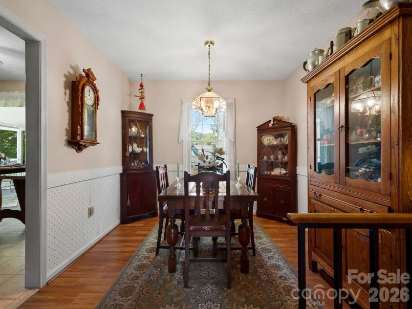 86 Debra Lane, Asheville, NC 28806.  MLS# CAR4420738, YatesRealty ID 49915. 