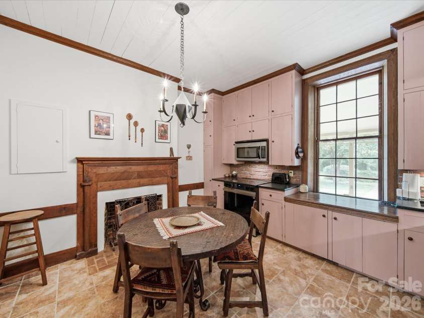 290 Maple Avenue, Mocksville, NC 27028.  MLS# CAR4422753, YatesRealty ID 49916. 