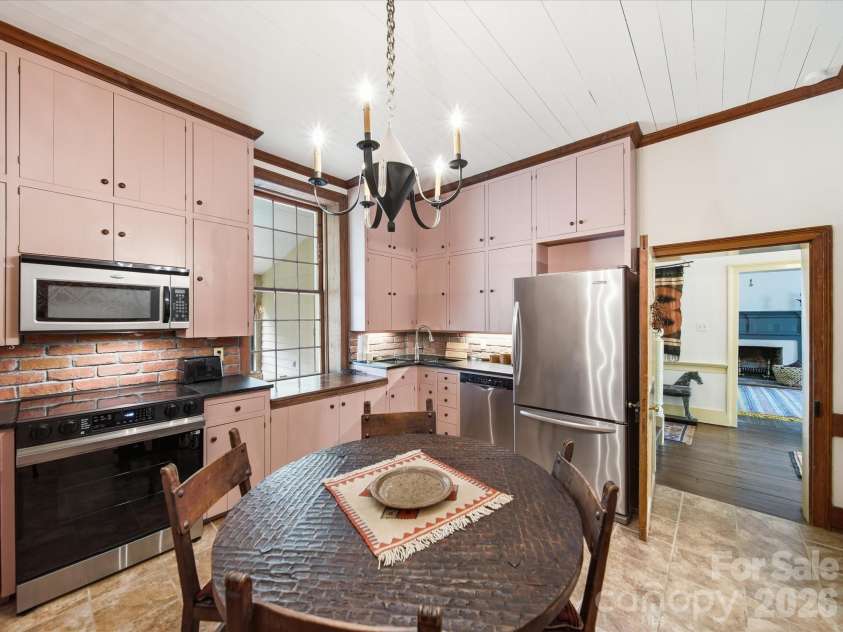 290 Maple Avenue, Mocksville, NC 27028.  MLS# CAR4422753, YatesRealty ID 49916. 